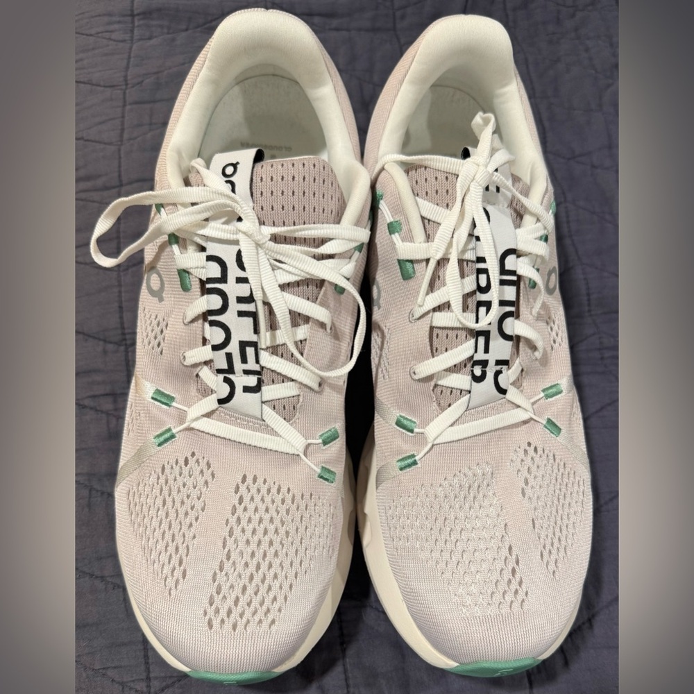 On Cloud Men's size 13 Cloudsurfer Pearl/Ivory